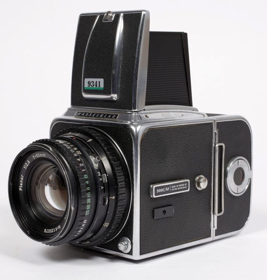 Hasselblad 500C/M camera w/ Planar T* 80mm F2.8 C lens + A12 Back + WLF  #9341